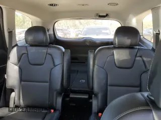 2025 Kia Telluride S z VIN 5XYP64GC9SG579930, wystawiony jako Copart lot #49568975 z przebiegiem 4 438 mil mil oraz Szkoda całkowita • Salvage title. Historia ofert i sprzedaży dostępna na DreamBid. Obrazek 10.