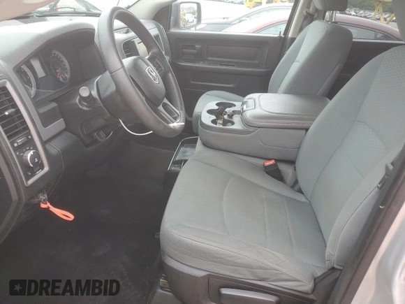 2014 Ram 1500 Express z VIN 1C6RR7KT4ES380265, wystawiony jako Copart lot #57380995 z przebiegiem 138 694 mil mil oraz Szkoda całkowita • Salvage title. Historia ofert i sprzedaży dostępna na DreamBid. Obrazek 7.