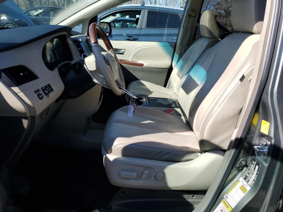 2011 Toyota Sienna XLE with VIN 5TDDK3DC6BS009464, listed as a Copart auction lot 49495975 with 112,873 mi miles and Salvage Title. Bid and sale history available at carsss.com. Image 7.