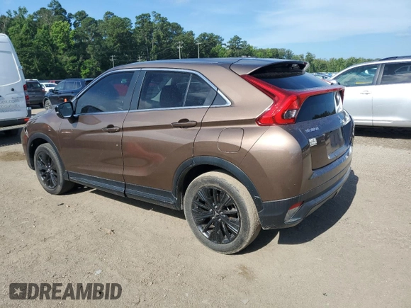 2018 Mitsubishi Eclipse Cross LE z VIN JA4AT4AA9JZ068282, wystawiony jako Copart lot #62085235 z przebiegiem 112 487 mil mil oraz Czysty tytuł • Clean title. Historia ofert i sprzedaży dostępna na DreamBid. Obrazek 2.