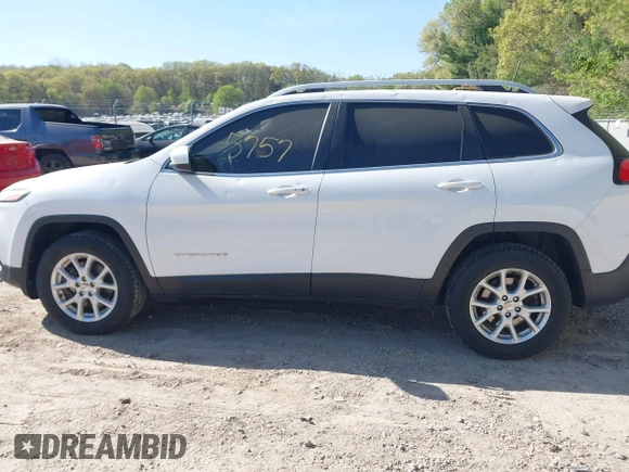 2018 Jeep Cherokee Latitude Plus с VIN 1C4PJMLX6JD502212, выставлен на аукционе IAAI как лот 42235757 с пробегом 146 965 миль миль и . История ставок и продаж доступна на DreamBid. Изображение 14.