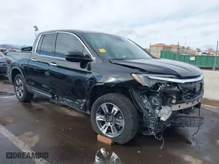 2017 Honda Ridgeline RTL-E with VIN 5FPYK3F7XHB030565, listed as a IAAI auction lot 41795386 with 79,252 mi miles. Bid and sale history available at carsss.com. Image 6.