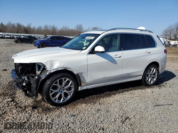 2019 BMW X7 xDrive40i with VIN 5UXCW2C50KL086103, listed as a Copart auction lot 48360425 with 151,031 mi miles and Salvage Title. Bid and sale history available at carsss.com. Image 1.