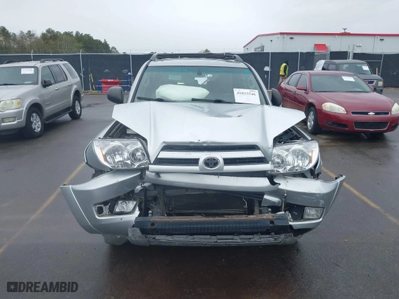 2004 Toyota 4Runner SR5 with VIN JTEZU14R640027277, listed as a IAAI auction lot 41833546 with 255,601 mi miles. Bid and sale history available at carsss.com. Image 12.