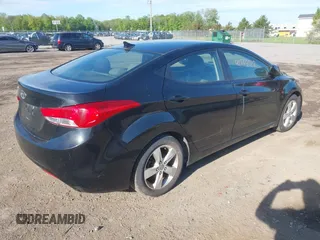 2012 Hyundai Elantra GLS z VIN 5NPDH4AE4CH092071, wystawiony jako IAAI lot #42264722 z przebiegiem 165 417 mil mil oraz . Historia ofert i sprzedaży dostępna na DreamBid. Obrazek 4.