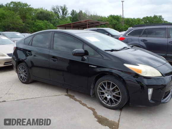 2013 Toyota Prius One with VIN JTDKN3DU3D5688397, listed as a IAAI auction lot 42140613 with 187,679 mi miles. Bid and sale history available at carsss.com. Image 13.