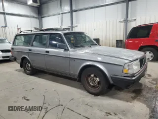 1992 Volvo 240 z VIN YV1AW8808N1915311, wystawiony jako Copart lot #56024205 z przebiegiem 183 955 mil mil oraz Szkody całkowita. Historia ofert i sprzedaży dostępna na DreamBid. Obrazek 4.