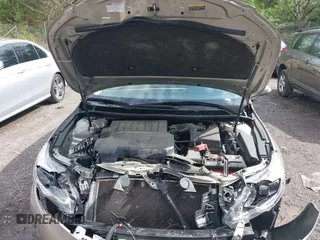 2013 Toyota Avalon XLE with VIN 4T1BK1EB3DU020899, listed as a IAAI auction lot 41918300 with 110,758 mi miles and . Bid and sale history available at DreamBid. Image 10.