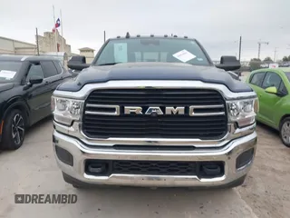 2021 Ram 2500 Tradesman with VIN 3C6UR5CL4MG584602, listed as a IAAI auction lot 40994669 with 68,000 mi miles. Bid and sale history available at carsss.com. Image 12.
