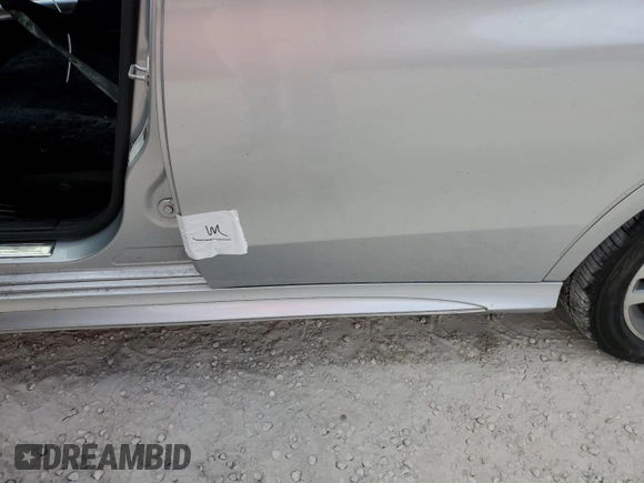 2014 Mercedes-Benz E-Class E 250 BlueTEC Luxury with VIN WDDHF0EB4EA933807, listed as a Copart auction lot 76277554 with Not Provided miles and Non Repairable. Bid and sale history available at carsss.com. Image 12.