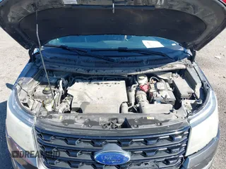 2016 Ford Explorer Sport z VIN 1FM5K8GT7GGA34450, wystawiony jako IAAI lot #41971515 z przebiegiem 197 837 mil mil oraz . Historia ofert i sprzedaży dostępna na DreamBid. Obrazek 10.