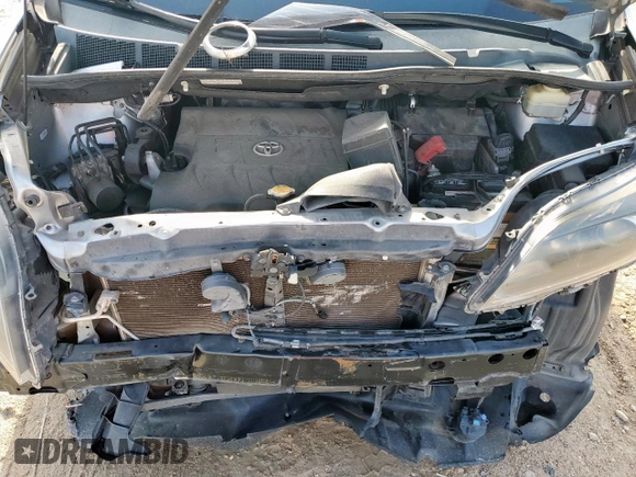 2015 Toyota Sienna SE with VIN 5TDXK3DC0FS636468, listed as a Copart auction lot 60164835 with 146,390 mi miles and Salvage title. Bid and sale history available at DreamBid. Image 12.