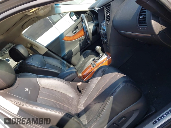 2013 Infiniti FX with VIN JN8CS1MW4DM174765, listed as a IAAI auction lot 42353218 with 109,881 mi miles and . Bid and sale history available at DreamBid. Image 5.
