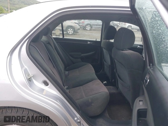 2005 Honda Accord LX z VIN 1HGCM56485A049104, wystawiony jako IAAI lot #42379566 z przebiegiem 200 319 mil mil oraz . Historia ofert i sprzedaży dostępna na DreamBid. Obrazek 8.