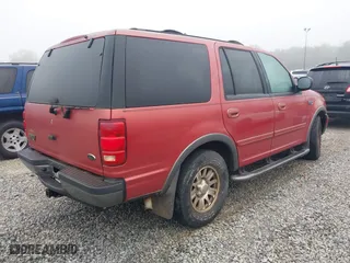 2000 Ford Expedition XLT with VIN 1FMRU1565YLA59081, listed as a IAAI auction lot 41950736 with 1 mi miles. Bid and sale history available at carsss.com. Image 4.
