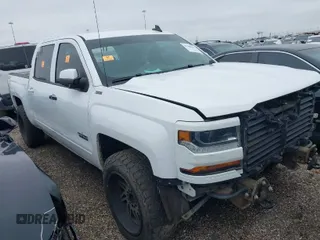 2018 Chevrolet Silverado 1500 LT with VIN 3GCUKREC9JG453405, listed as a IAAI auction lot 41580161 with 172,578 mi miles. Bid and sale history available at carsss.com. Image 1.