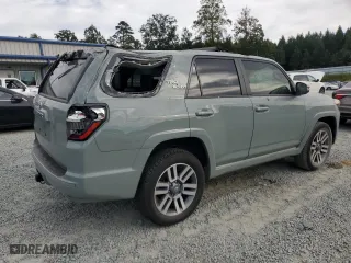 2023 Toyota 4Runner TRD Sport with VIN JTESU5JR5P6172096, listed as a Copart auction lot 75617604 with 11,061 mi miles and Salvage Title. Bid and sale history available at carsss.com. Image 3.