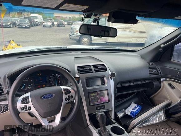 2013 Ford Explorer с VIN 1FM5K8B84DGB08454, выставлен на аукционе IAAI как лот 42838283 с пробегом 221 777 миль миль и . История ставок и продаж доступна на DreamBid. Изображение 9.