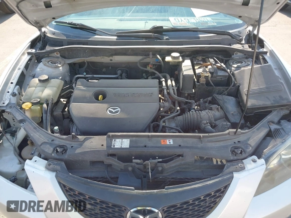 2006 Mazda Mazda3 i with VIN JM1BK12G861534885, listed as a IAAI auction lot 39860656 with 203,722 mi miles. Bid and sale history available at carsss.com. Image 10.