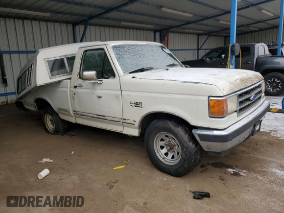 1990 Ford F-150 with VIN 1FTDF15Y7LKA50939, listed as a Copart auction lot 45386535 with 79,153 mi miles and Clean Title. Bid and sale history available at carsss.com. Image 4.