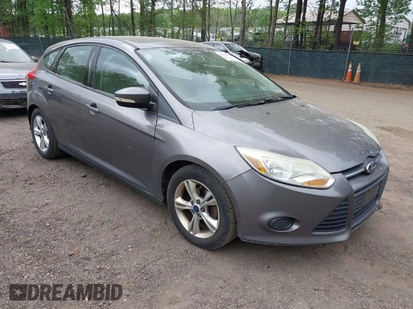 2014 Ford Focus SE with VIN 1FADP3K28EL280100, listed as a IAAI auction lot 42081971 with 183,379 mi miles. Bid and sale history available at carsss.com. Image 1.