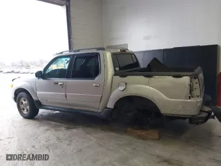 2002 Ford Explorer Sport Trac Value with VIN 1FMZU77E32UB44347, listed as a IAAI auction lot 41004437 with 316,279 mi miles. Bid and sale history available at carsss.com. Image 14.