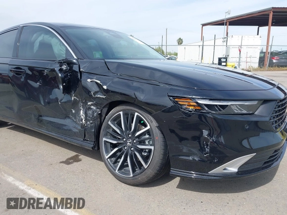 2025 Honda Accord Touring with VIN 1HGCY2F89SA027436, listed as a IAAI auction lot 41835197 with 390 mi miles and . Bid and sale history available at DreamBid. Image 6.
