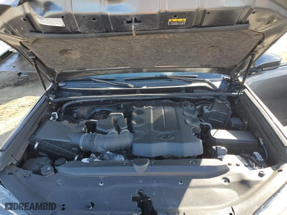 2021 Toyota 4Runner SR5 with VIN JTEEU5JR9M5229009, listed as a Copart auction lot 47441825 with 47,759 mi miles and Salvage Title. Bid and sale history available at carsss.com. Image 12.