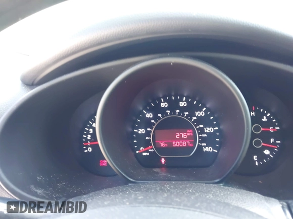2019 Kia Soul z VIN KNDJN2A29K7017178, wystawiony jako IAAI lot #42310550 z przebiegiem 50 087 mil mil oraz . Historia ofert i sprzedaży dostępna na DreamBid. Obrazek 7.