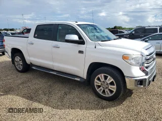 2016 Toyota Tundra Platinum z VIN 5TFGW5F17GX205276, wystawiony jako Copart lot #74146184 z przebiegiem Nie podano mil oraz Nie do naprawy • Non repairable. Historia ofert i sprzedaży dostępna na DreamBid. Obrazek 4.