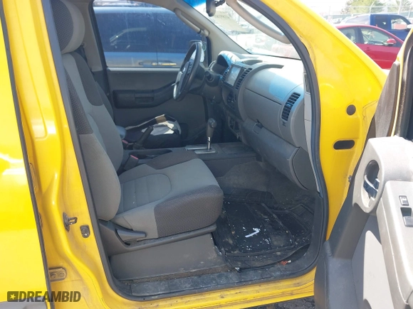 2005 Nissan Xterra S with VIN 5N1AN08W95C614299, listed as a IAAI auction lot 41891801 with 247,772 mi miles. Bid and sale history available at carsss.com. Image 5.