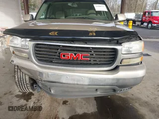 2005 GMC Yukon SLT with VIN 1GKEK13Z95R105420, listed as a IAAI auction lot 41680727 with 230,705 mi miles. Bid and sale history available at carsss.com. Image 6.