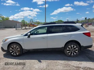 2015 Subaru Outback Limited с VIN 4S4BSENC5F3312546, выставлен на аукционе IAAI как лот 42324662 с пробегом 175 087 миль миль и . История ставок и продаж доступна на DreamBid. Изображение 14.
