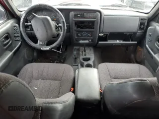 2000 Jeep Cherokee Classic with VIN 1J4FF58S8YL112559, listed as a Copart auction lot 45050345 with 306,498 mi miles and Salvage Title. Bid and sale history available at carsss.com. Image 8.
