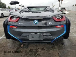 2019 BMW i8 z VIN WBY2Z6C57K7D00400, wystawiony jako Copart lot #63623433 z przebiegiem 4255 mil mil oraz . Historia ofert i sprzedaży dostępna na DreamBid. Obrazek 6.