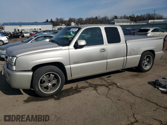 2006 Chevrolet Silverado SS z VIN 2GCEC19N561178209, wystawiony jako Copart lot #44487665 z przebiegiem 155 319 mil mil oraz Szkody całkowita. Historia ofert i sprzedaży dostępna na DreamBid. Obrazek 1.