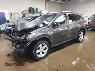 2014 Toyota RAV4 XLE with VIN 2T3RFREV1EW196953, listed as a Copart auction lot 46831595 with 0 mi miles and Salvage Title. Bid and sale history available at carsss.com. Image 1.