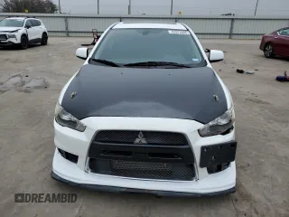 2010 Mitsubishi Lancer Evolution MR with VIN JA32W5FV3AU031761, listed as a Copart auction lot 43976685 with 85,688 mi miles and Clean Title. Bid and sale history available at carsss.com. Image 5.