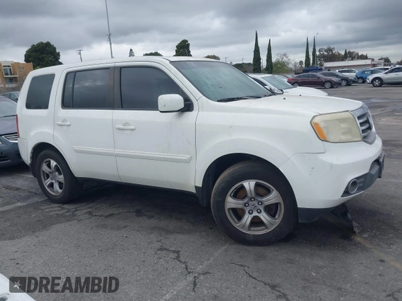 2014 Honda Pilot EX-L with VIN 5FNYF3H54EB003916, listed as a IAAI auction lot 41518679 with 147,456 mi miles. Bid and sale history available at carsss.com. Image 13.