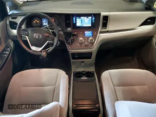 2015 Toyota Sienna LE AAS с VIN 5TDKK3DC2FS677288, выставлен на аукционе Copart как лот 57882845 с пробегом 162 458 миль миль и Списание • Salvage title. История ставок и продаж доступна на DreamBid. Изображение 8.