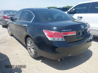 2012 Honda Accord EX-L z VIN 1HGCP3F88CA030662, wystawiony jako IAAI lot #42103524 z przebiegiem 172 909 mil mil oraz . Historia ofert i sprzedaży dostępna na DreamBid. Obrazek 3.