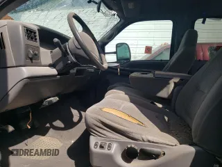 2001 Ford Super Duty F-250 XL with VIN 1FTNW21S51ED07751, listed as a Copart auction lot 69752524 with 223,846 mi miles and Non Repairable. Bid and sale history available at carsss.com. Image 7.