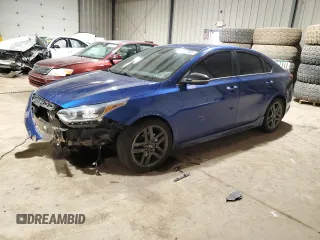 2020 Kia Forte GT-Line with VIN 3KPF34AD9LE181539, listed as a Copart auction lot 46827965 with 86,604 mi miles and Salvage Title. Bid and sale history available at carsss.com. Image 1.