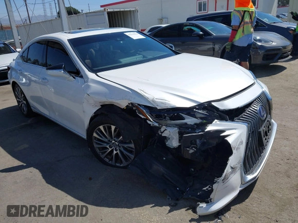 2021 Lexus ES 300h z VIN 58ADA1C1XMU003788, wystawiony jako IAAI lot #42315614 z przebiegiem 202 131 mil mil oraz . Historia ofert i sprzedaży dostępna na DreamBid. Obrazek 1.
