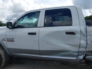 2015 Ram 2500 Tradesman с VIN 3C6UR5CL6FG639196, выставлен на аукционе IAAI как лот 42240407 с пробегом 172 557 миль миль и . История ставок и продаж доступна на DreamBid. Изображение 14.