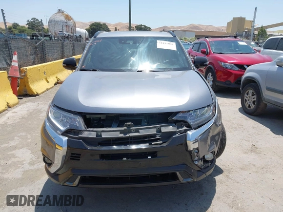 2020 Mitsubishi Outlander SE with VIN JA4AD3A39LZ034984, listed as a IAAI auction lot 42431048 with 102,314 mi miles and . Bid and sale history available at DreamBid. Image 13.