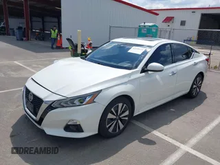 2019 Nissan Altima SL with VIN 1N4BL4EV9KC103050, listed as a IAAI auction lot 42139670 with 112,427 mi miles and . Bid and sale history available at DreamBid. Image 2.