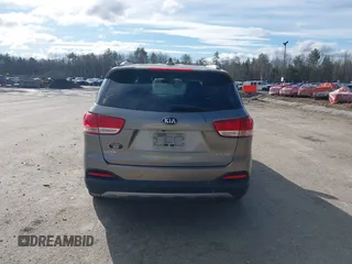 2016 Kia Sorento EX with VIN 5XYPHDA58GG015715, listed as a IAAI auction lot 42040772 with 146,645 mi miles and . Bid and sale history available at DreamBid. Image 16.