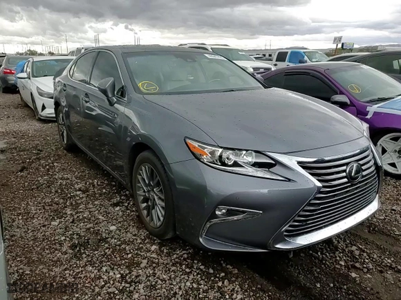 2018 Lexus ES with VIN JTHBK1GGXJ2261653, listed as a Copart auction lot 46947435 with 25,053 mi miles and Salvage Title. Bid and sale history available at carsss.com. Image 11.