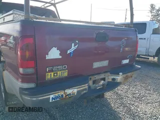 2004 Ford F-250 XL z VIN 1FTNX21L84EA11231, wystawiony jako IAAI lot #41527029 z przebiegiem 180 000 mil mil oraz . Historia ofert i sprzedaży dostępna na DreamBid. Obrazek 6.